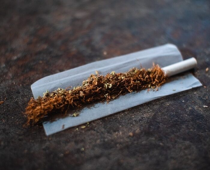 Tobacco substitute: 3 alternatives to replace it in a joint