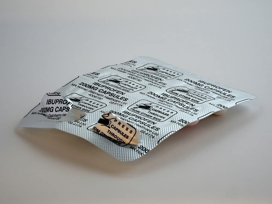 cbd ibuprofene paracetamolo per dolore minimo